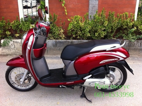 ขายscoopy-iสีเเดงเทา ปี2555