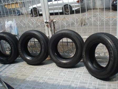 ขายยางฺ bridgestone dueler 265-65-17 ปี 10 1 ชุดสวยๆ