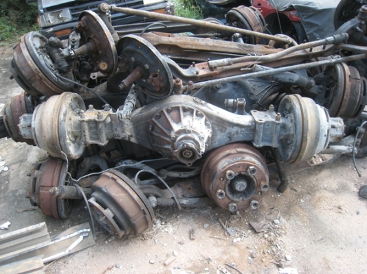 เพลาหน้า - หลัง ISUZU  NPR ของนอก