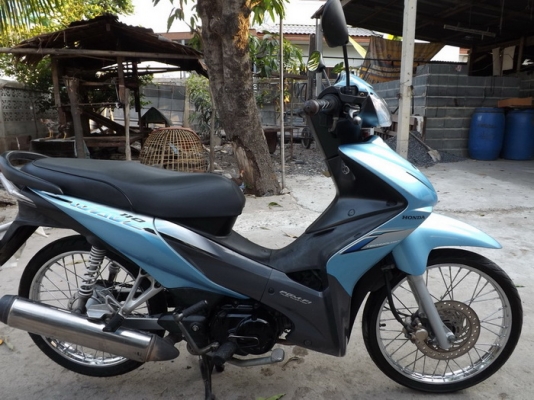 Honda WAVE 110 i ปี 52 รถบ้านครับ ผึ้งผ่อนหมด อย่ากเปลียนรถ ต่อรองได้ครับ พร้อมโอน ขับกับได้เลย