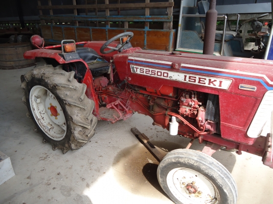 รถไถ 2สูบ ISEKI สภาพดี
