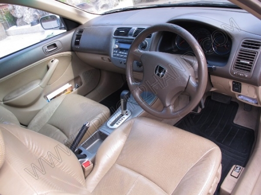 รถเก๋ง ยี่ห้อ HONDA รุ่น CIVIC รถเก๋ง ยี่ห้อ HONDA รุ่น CIVIC