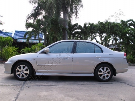 รถเก๋ง ยี่ห้อ HONDA รุ่น CIVIC รถเก๋ง ยี่ห้อ HONDA รุ่น CIVIC