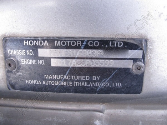 รถเก๋ง ยี่ห้อ HONDA รุ่น CIVIC รถเก๋ง ยี่ห้อ HONDA รุ่น CIVIC