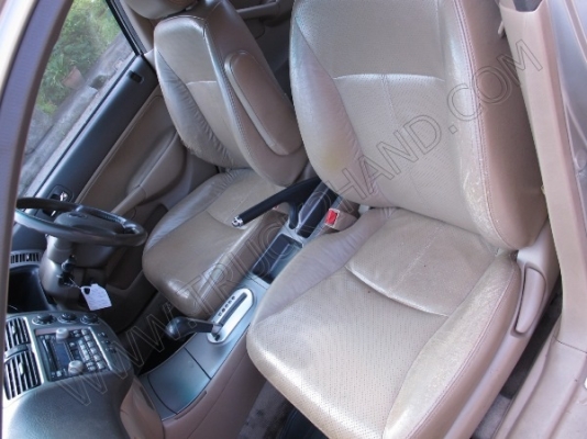 รถเก๋ง ยี่ห้อ HONDA รุ่น CIVIC รถเก๋ง ยี่ห้อ HONDA รุ่น CIVIC