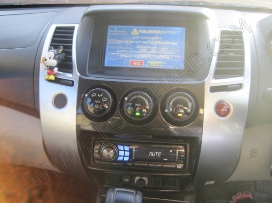 รถยนต์ ยี่ห้อ MITSUBISHI รุน PAJERO SPRT