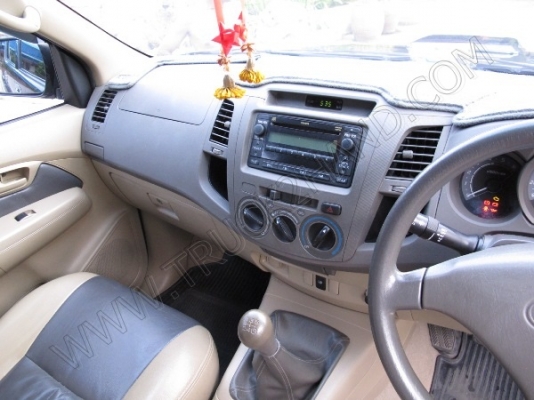 รถกระบะ ยี่ห้อ TOYOTA รุ่น VIGO