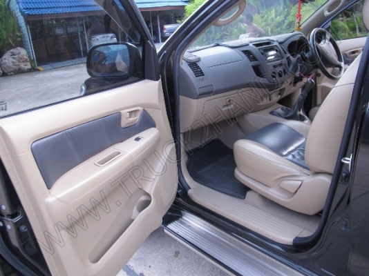 รถกระบะ ยี่ห้อ TOYOTA รุ่น VIGO