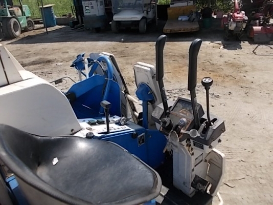 รถเกี่ยวข้าวนั่งขับพร้อมนวดข้าวนำเข้าจากญี่ปุ่นwww.nihonmono.com