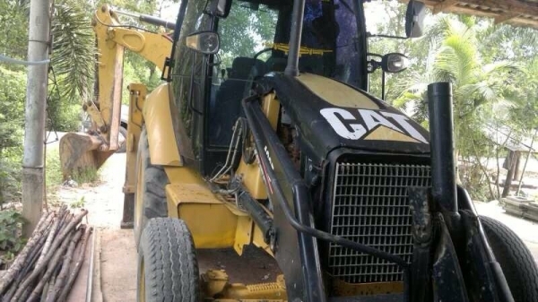 ขายด่วน!!! รถตักหน้าขุดหลัง CAT 422E สภาพสวยพร้อใช้งาน เอกสารเล่มทะเบียน