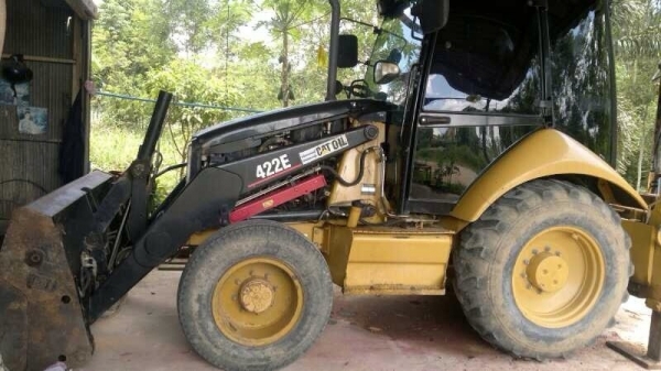 ขายด่วน!!! รถตักหน้าขุดหลัง CAT 422E สภาพสวยพร้อใช้งาน เอกสารเล่มทะเบียน ขายด่วน!!! รถตักหน้าขุดหลัง CAT 422E สภาพสวยพร้อใช้งาน เอกสารเล่มทะเบียน