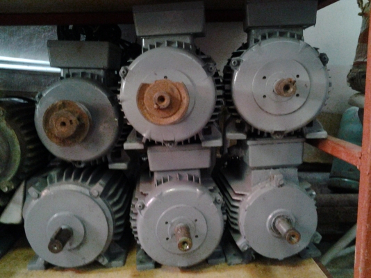 ขาย !! มอเตอร์ 1-2 HP.  380 V.