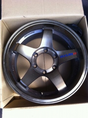 ขายmax  nissmo  17     หนัาหลัง8ครึง 6รูใสกะบะ  สภาพสวย99\%  ใช1 เดือน