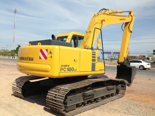 ขายรถแบคโฮ KOMATSU สภาพสวยมากๆ