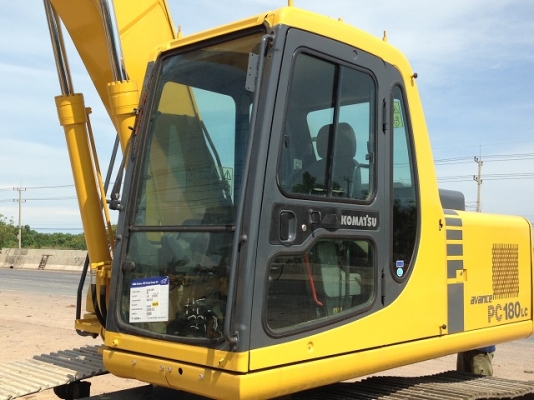 ขายรถแบคโฮ KOMATSU สภาพสวยมากๆ