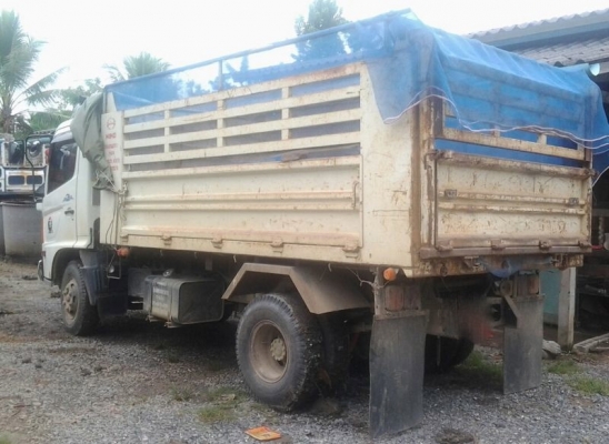 รถฮีโน่ 6 ล้อดั้ม 170 แรงม้า ปี 51 รถวิ่ง 5x,xxx กม.  สนใจติดต่อ 081 - 6079515