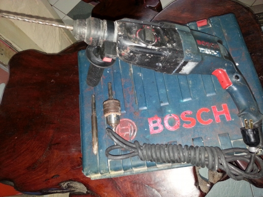 ขายสว่านไฟฟ้าระบบโรตารี่ทำงานได้3ระบบยี่ห้อBOSCHรุ่นGBH2-26DE พร้อมใช้งาน