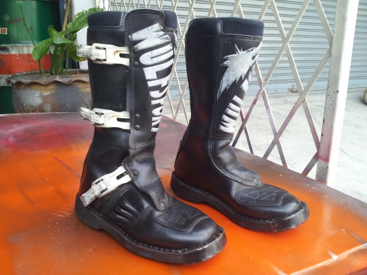 ขออนุญาตครับ ขายรองเท้าโมโตครอสคู่เดียวครับ size 36 ขออนุญาตครับ ขายรองเท้าโมโตครอสคู่เดียวครับ size 36