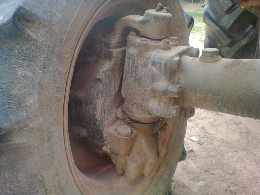 ฝากขาย รถไถนาคูโบต้า L2402DT ขับเคลื่อน 4 ล้อ มีผานพรวน