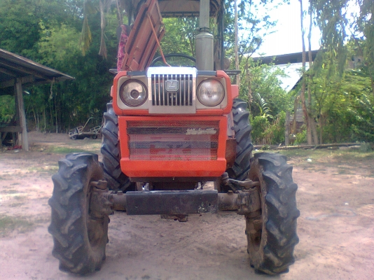 ฝากขาย รถไถนาคูโบต้า L2402DT ขับเคลื่อน 4 ล้อ มีผานพรวน