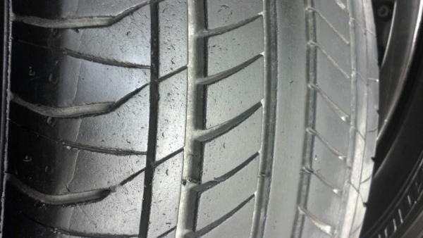 แม็ก IMPUL ขอบ 17 พร้อมยางฟอเก้น สภาพดีไม่คด ไม่ดุ้ง แม็ก IMPUL ขอบ 17 พร้อมยางฟอเก้น สภาพดีไม่คด ไม่ดุ้ง