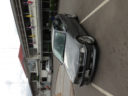 แลก ขาย รถ bmw e36  0813733744