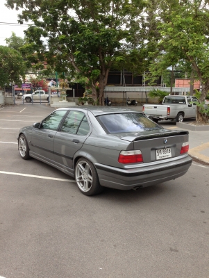 แลก ขาย รถ bmw e36  0813733744