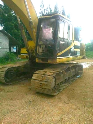 รถแบคโฮ CAT 320  เวอร์ชั่นวัน  สนใจติดต่อ 081 - 6079515