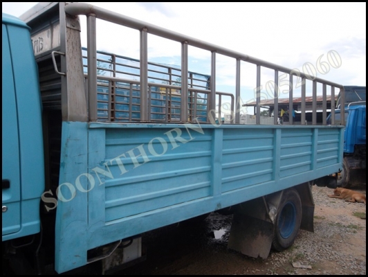 ขายด่วน กระบะ 6 ล้อ สแตนเลสทั้งลูก ต่อจากอู่ สหศิลป์ ยาว 4.30 เมตร ถอดลงจาก NPR 115 สภาพสวยมาก ราคาสุดคุ้ม ขายด่วน กระบะ 6 ล้อ สแตนเลสทั้งลูก ต่อจากอู่ สหศิลป์ ยาว 4.30 เมตร ถอดลงจาก NPR 115 สภาพสวยมาก ราคาสุดคุ้ม