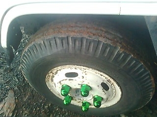 ขายรถ 6 ล้อพื้นเรียบ TOYOTA DAINA เครื่อง 4BE1 110 แรงม้า คัสซี TA3H4-104582 กระบะกว้าง 1.90 เมตรยาว 4.40 เมตร ยางใหม่ทุกเส้น ราคา 260000