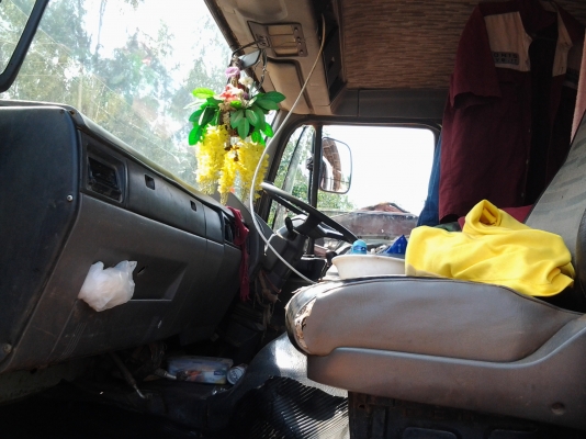 Hino Fm3h ฏั้ั้ม2เพลา กะบะ3มิตร 195 แรง Hino Fm3h ฏั้ั้ม2เพลา กะบะ3มิตร 195 แรง