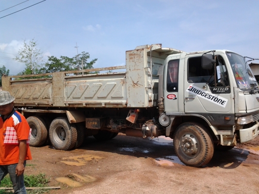 Hino Fm3h ฏั้ั้ม2เพลา กะบะ3มิตร 195 แรง Hino Fm3h ฏั้ั้ม2เพลา กะบะ3มิตร 195 แรง