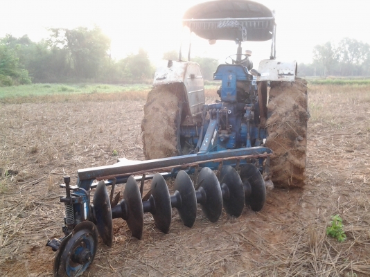 Ford6610 ไอ้หนุ่มเสื้อลาย หาง3 7 ใบมีด