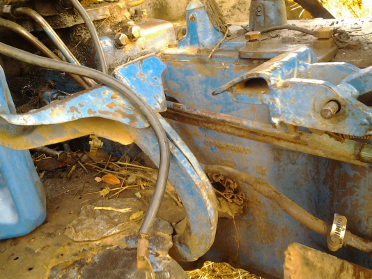 Ford6610 ไอ้หนุ่มเสื้อลาย หาง3 7 ใบมีด