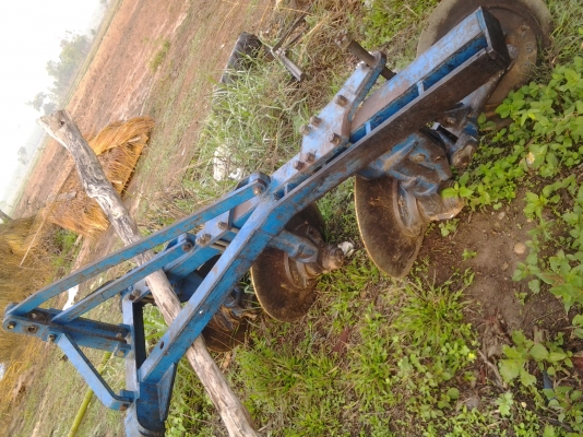 Ford6610 ไอ้หนุ่มเสื้อลาย หาง3 7 ใบมีด