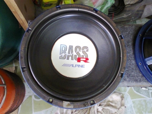 ขายลำโพง 12นิ้ว alpine เหล็กหล่อว้อยเดี่ยว 1คู่