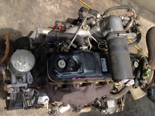 ขายเครื่องแบ็คโฮ PC60 เก่าญี่ปุ่นยี่ห้อ isuzu รุ่น 4JC1 สภาพสวยมากๆพร้อมใช้งาน ขายเครื่องแบ็คโฮ PC60 เก่าญี่ปุ่นยี่ห้อ isuzu รุ่น 4JC1 สภาพสวยมากๆพร้อมใช้งาน