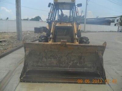 ขายรถตักหน้า ขุดหลัง JCB-3CX- 2 เพลา 4X4 เครื่องดี เกียร์นิ้ม ระบบสมบูรณ์