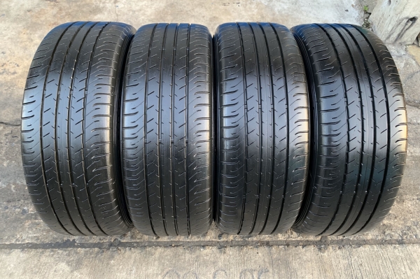 ล้อแม็ก Honda HRV ขอบ 17 สีบอร์นเงิน พร้อมยาง 215-55-17 Dunlop ปลายปี 15