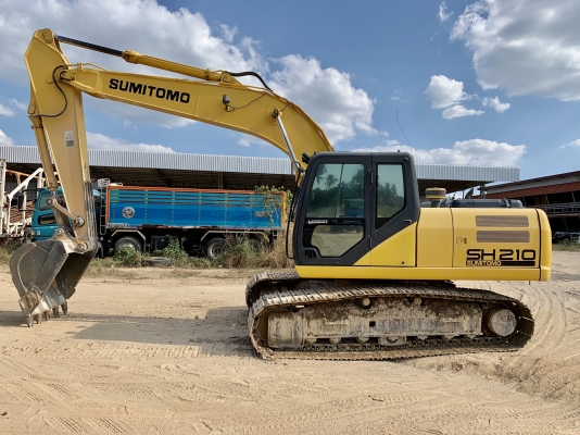 ขายด่วน!! Sumitomo SH210-5 ไมล์ 10,000 สภาพสวยๆ ค่ะ