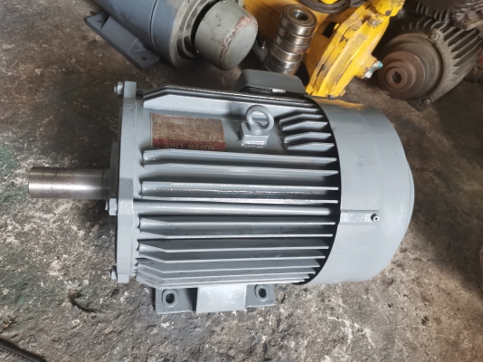 ขาย!! มอเตอร์.มิตซู.ขนาด7.5แรง3สาย.รอบ1420.พร้อมใช้ ขาย!! มอเตอร์.มิตซู.ขนาด7.5แรง3สาย.รอบ1420.พร้อมใช้