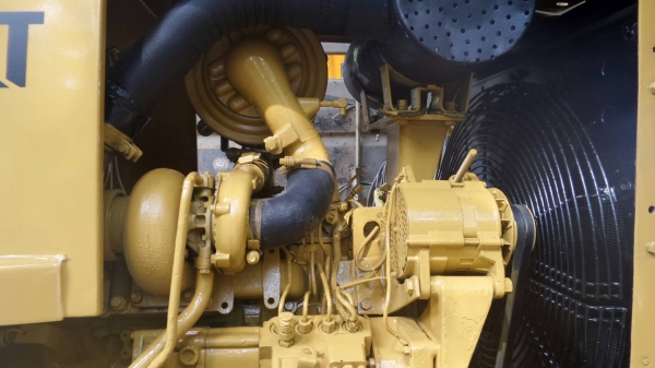 รถแทรคเตอร์ ตีนไก่ CATTERPILLAR D4Hเกียรทอล์คเครื่องดี เอกสารเล่มทะเบียน พร้อมลงงาน รถแทรคเตอร์ ตีนไก่ CATTERPILLAR D4Hเกียรทอล์คเครื่องดี เอกสารเล่มทะเบียน พร้อมลงงาน