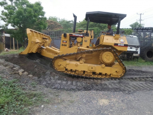 รถแทรคเตอร์ ตีนไก่ CATTERPILLAR D4Hเกียรทอล์คเครื่องดี เอกสารเล่มทะเบียน พร้อมลงงาน รถแทรคเตอร์ ตีนไก่ CATTERPILLAR D4Hเกียรทอล์คเครื่องดี เอกสารเล่มทะเบียน พร้อมลงงาน