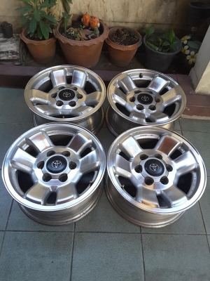 ล้อ Toyota Surf 185 ขอบ 16*7 et+15 สภาพสวยๆ 1ชุด