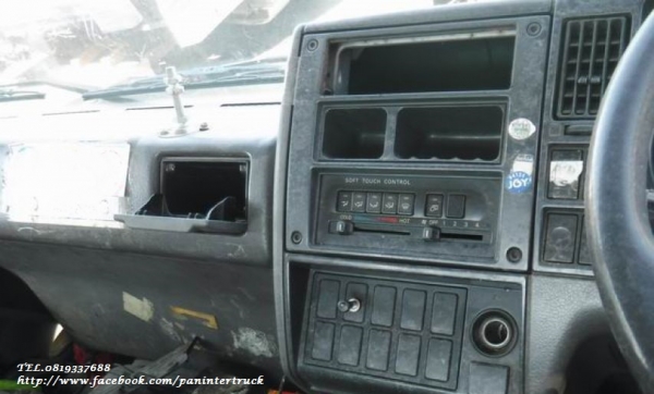 มหกรรม ลดล้างสต๊อค!!CABIN NISSAN (UD บิ๊คทรัมป์/ริทรัมป์/หัวแท่น) - CWB536P หัวเก๋งรถบรรทุก10ล้อ -10ล้อหัวลาก