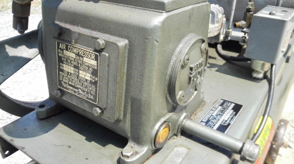 เครื่องปั้มลมไฟบ้านเข้าใหม่ 3 ตัว ไฟ 2 สาย 220V สภาพสวยพร้อมใช้ทุกตัว Puma 1/2 hp 64L Fuji2 hp 100L Fusheng 3 hp 155L