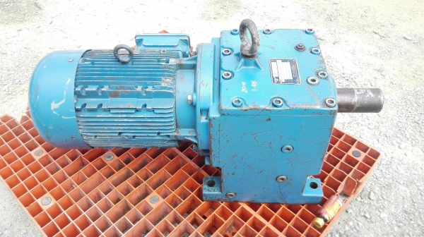 มอเตอร์เกียร์ทด_NORD ขนาด 20 HP 380V อัตราทด 1:45 (33 rpm) สภาพสวยวิ่งนิ่มพร้อมใช้