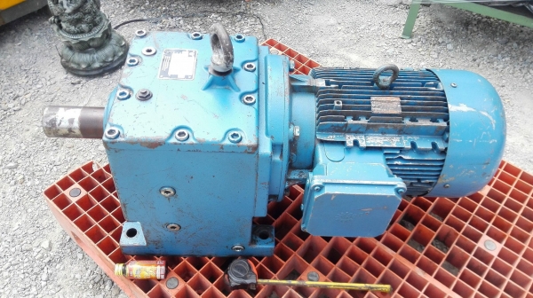 มอเตอร์เกียร์ทด_NORD ขนาด 20 HP 380V อัตราทด 1:45 (33 rpm) สภาพสวยวิ่งนิ่มพร้อมใช้