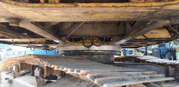 Komatsu PC200-6 ไฟฟ้าครบ เครื่องปั้มเดิม เครื่องโคมัสสุ เล่มทะเบียน