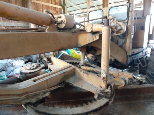 ขายยกคับ 2คัน 438,000 รถบด+รถเกรด ขายยกคับ 2คัน 438,000 รถบด+รถเกรด